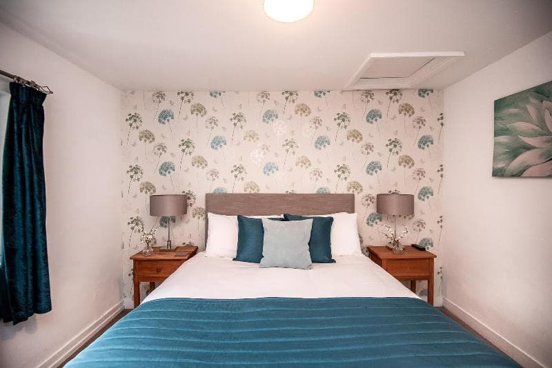 Waterhall Country House 4
