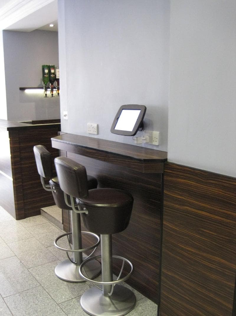 Crestfield Hotel 2
