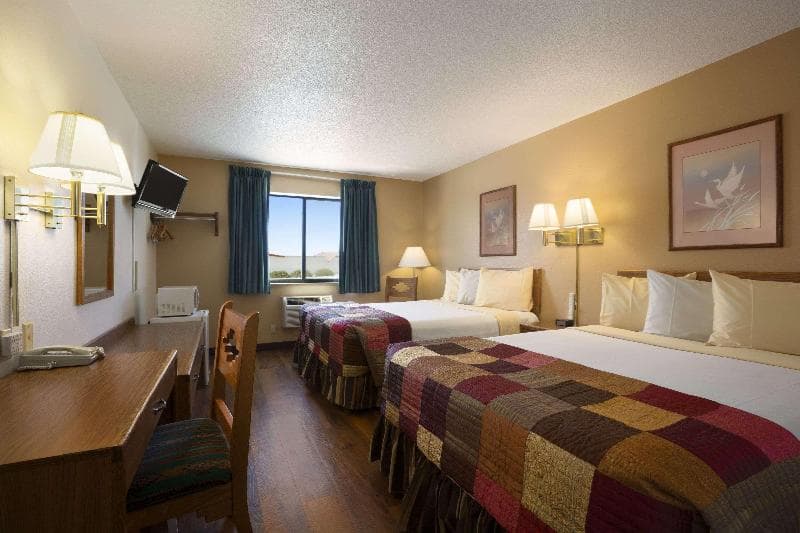 Super 8 by Wyndham Las Vegas photo 1