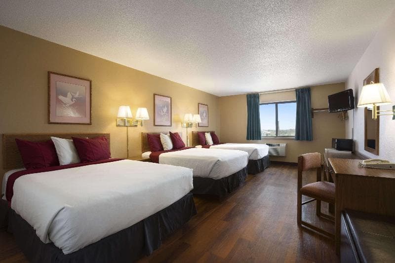 Super 8 by Wyndham Las Vegas 4