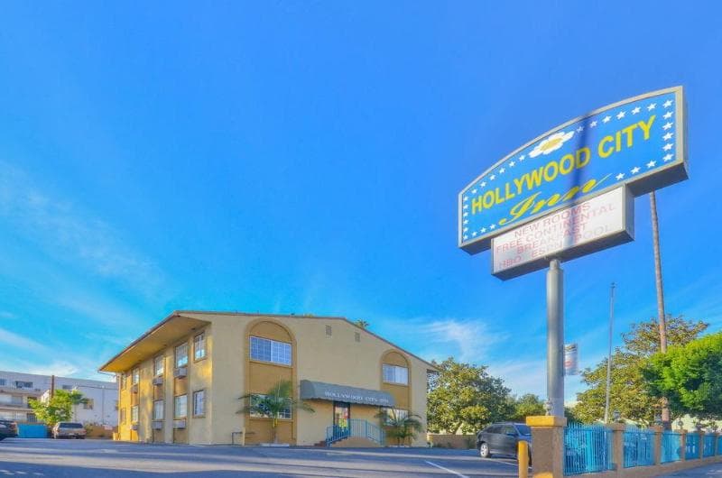 Hollywood City Inn 3