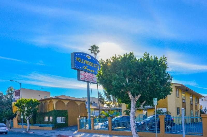 Hollywood City Inn 4