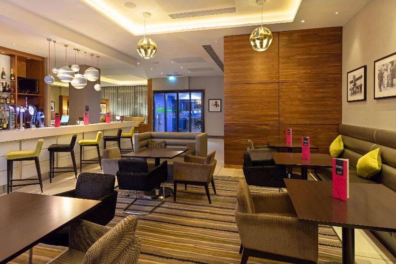 Hampton by Hilton London Croydon 4