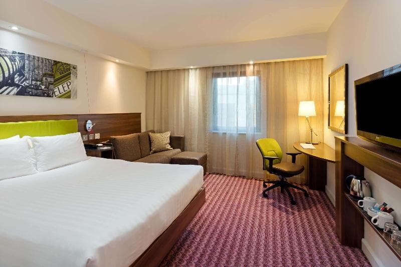 Hampton by Hilton London Croydon 5