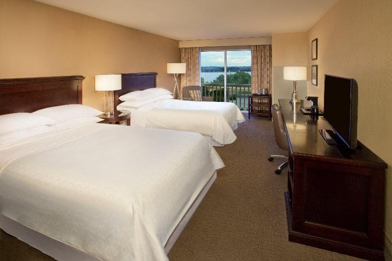 Sheraton Louisville Riverside Hotel 5
