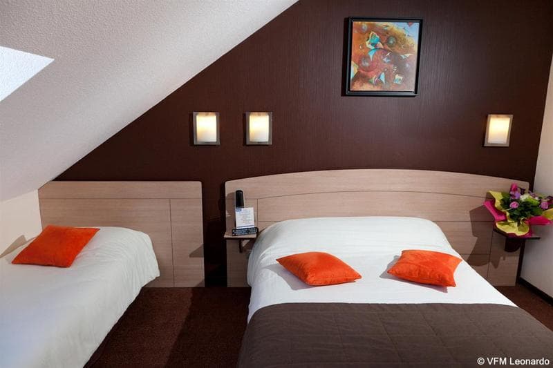 Hotel Kyriad Niort 3