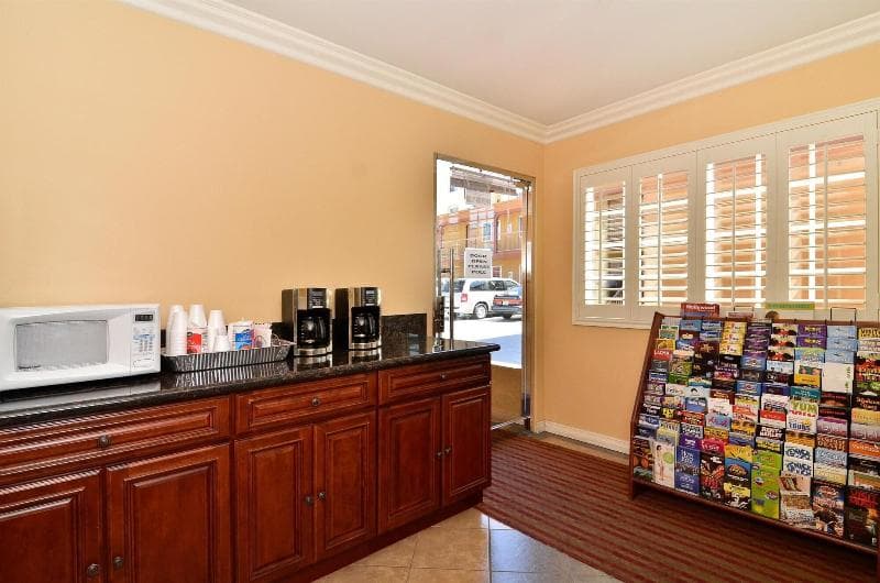 Americas Best Value Inn - Alvarado Street main