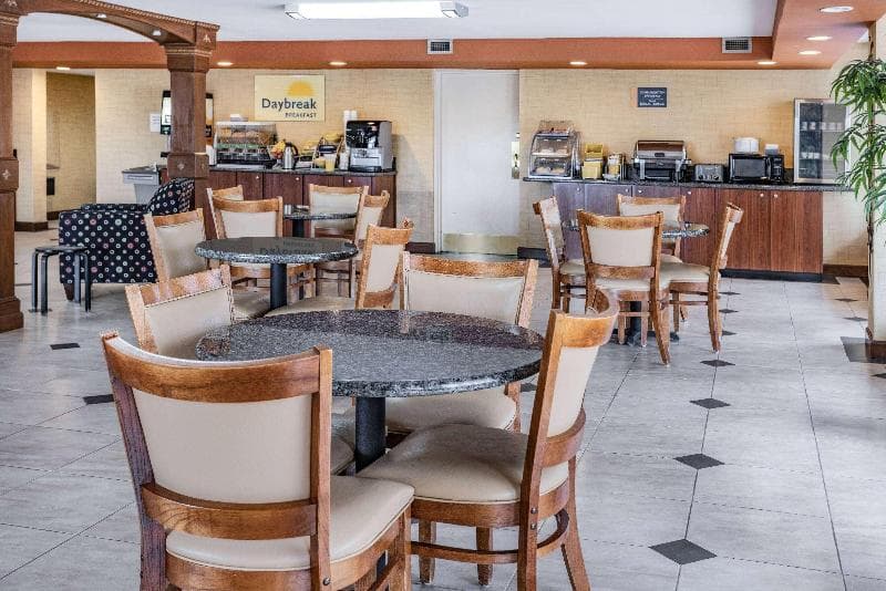 Days Inn By Wyndham Leeds 2