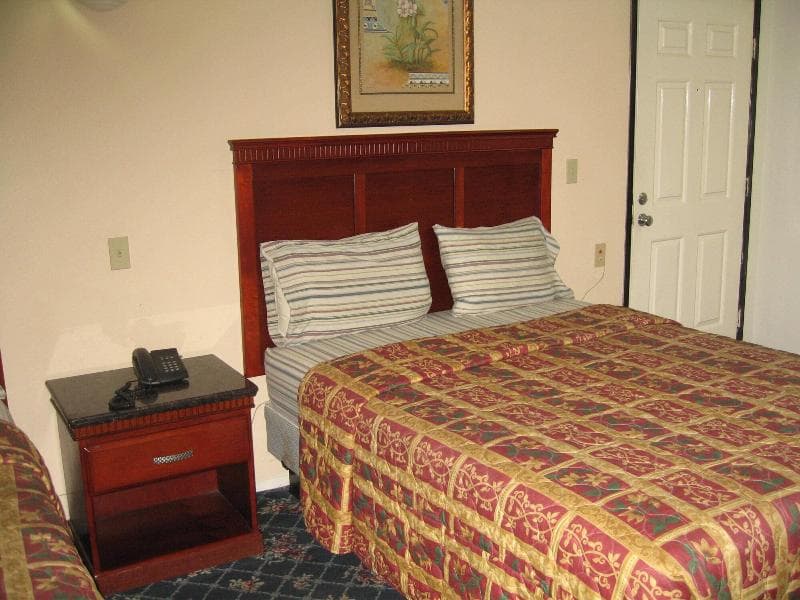 Royal Inn Motel photo 1