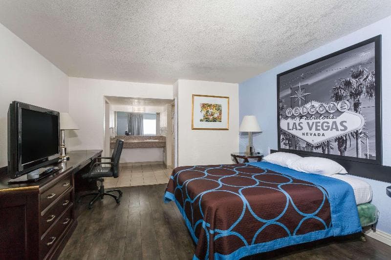 Super 8 by Wyndham Las Vegas North Strip/Fremont Street Area 5