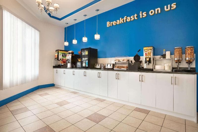Premier Inn & Suites - Downtown Hamilton photo 1