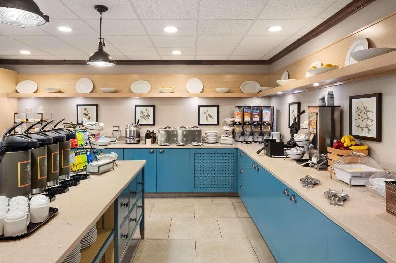 Country Inn & Suites by Radisson, Lexington, KY 4