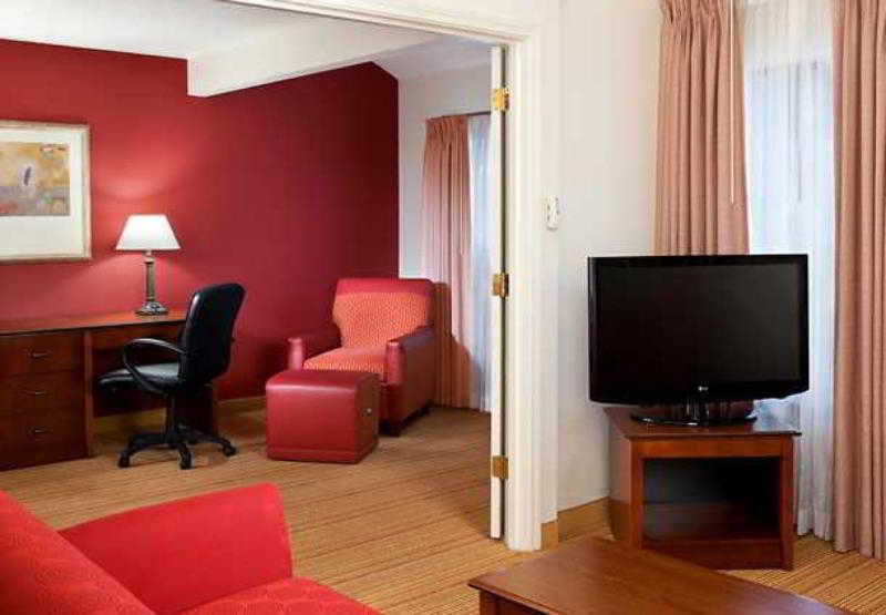 Residence Inn Las Vegas Convention Center 2