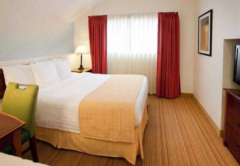 Residence Inn Las Vegas Convention Center photo 1