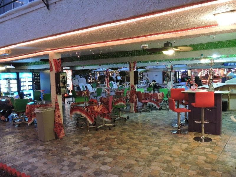 La Adventure Hotel 3