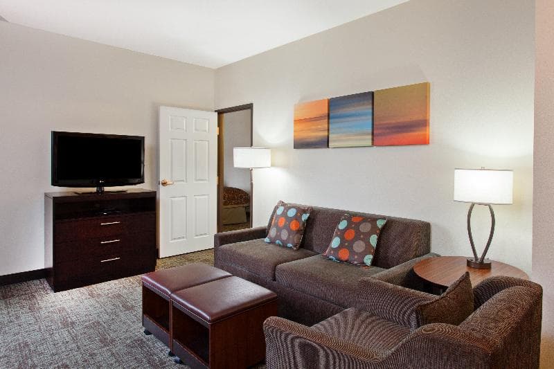 Staybridge Suites Irvine East/Lake Forest 3