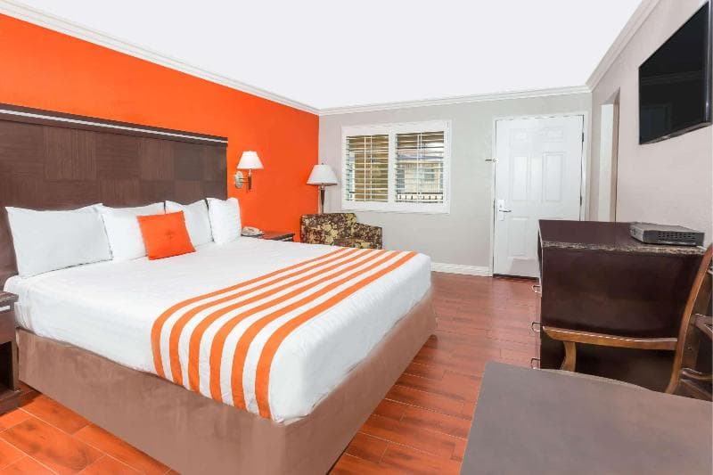Casa Blanca Hotel & Suites Orange photo 1