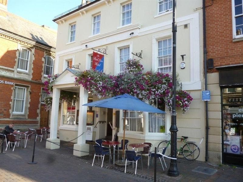 The Red Lion 4