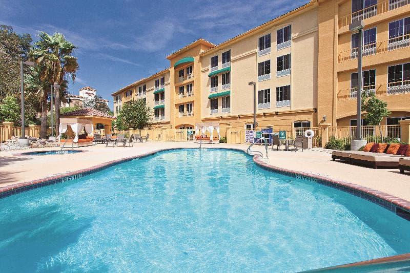 La Quinta Inn & Suites Santa Clarita Valencia 3