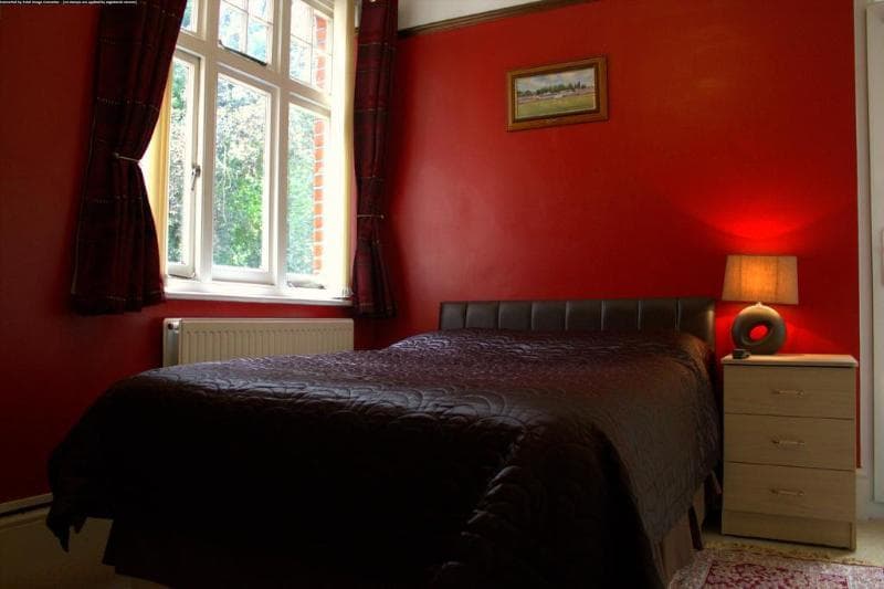 Gatwick Turret Guest House photo 1