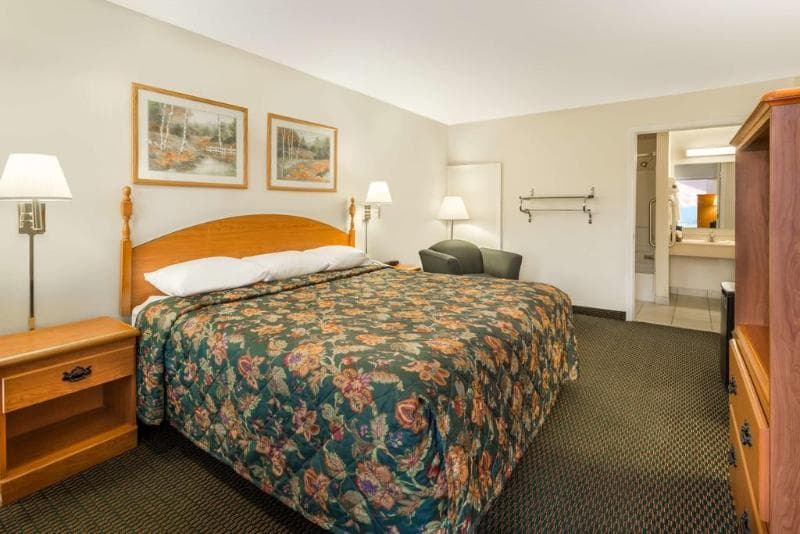 Knights Inn Crawfordsville 5