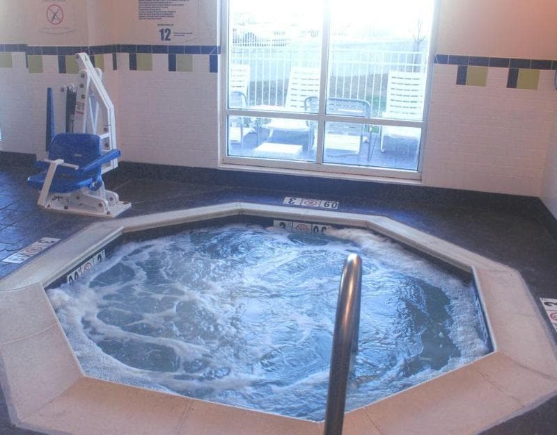 Fairfield Inn & Suites Lexington North photo 1