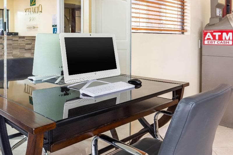 Quality Inn Lomita - Torrance photo 1