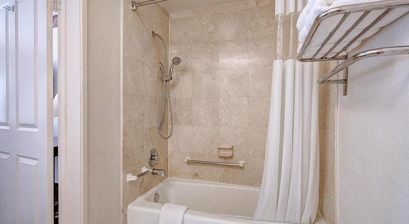 Greentree Pasadena Inn 4