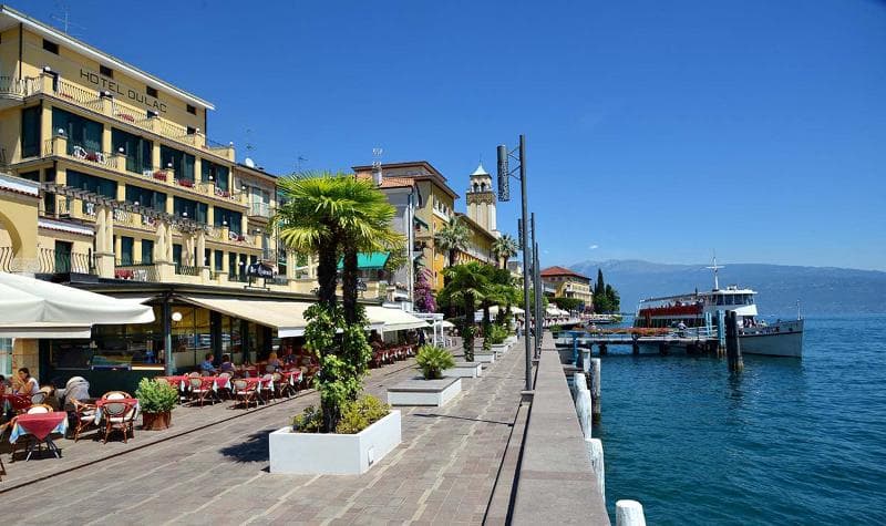 Hotel Du Lac 2
