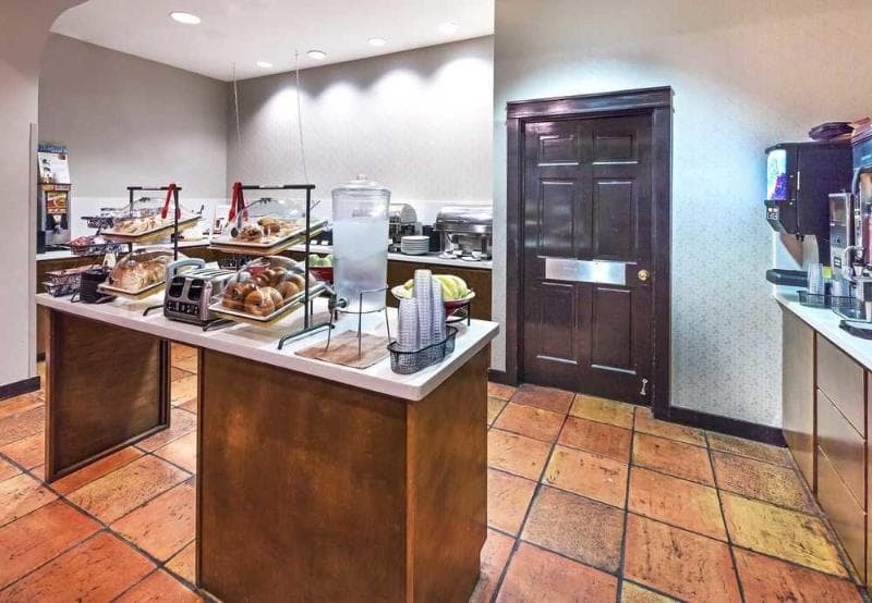 Residence Inn Laredo Del Mar 2