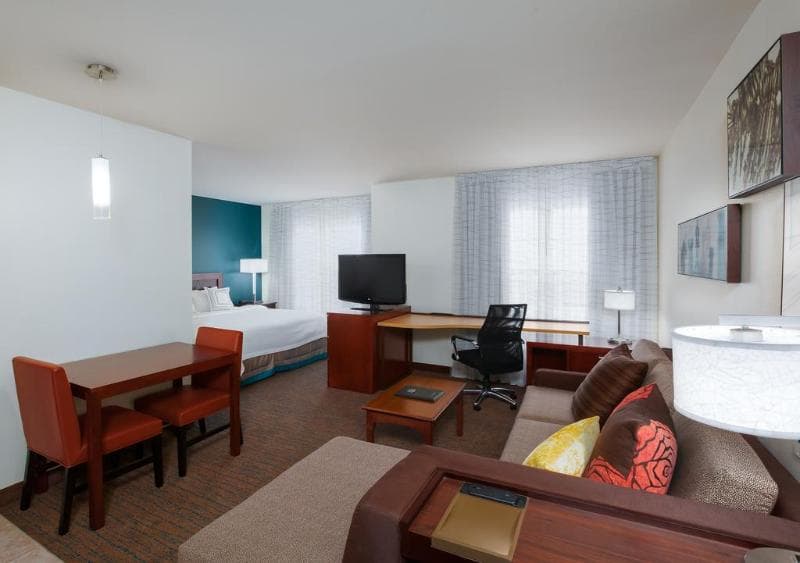 Residence Inn Laredo Del Mar 4