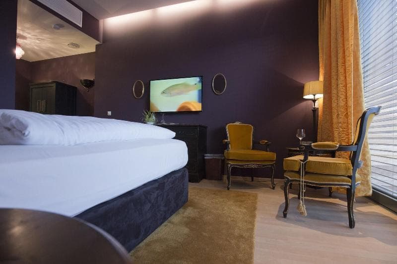 Lava Inn photo 1