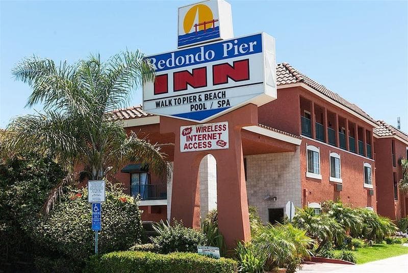Redondo Pier Inn 4