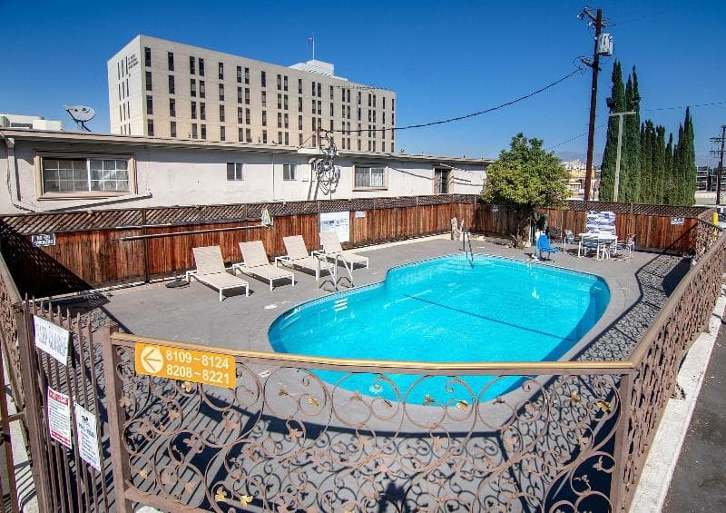 Royal Viking Motel main
