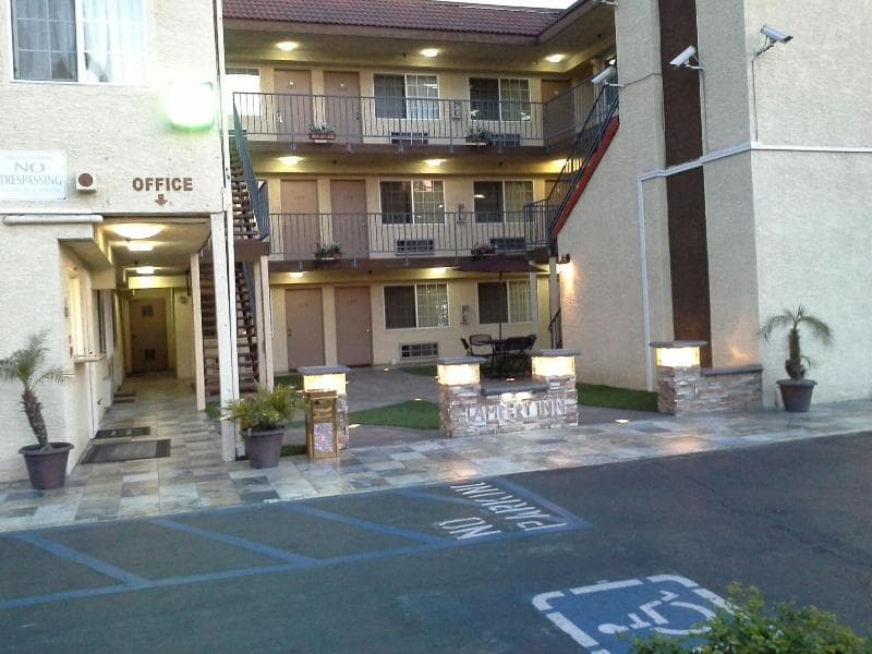 Lambert Inn 4