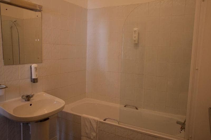 Rose Court Hotel 3