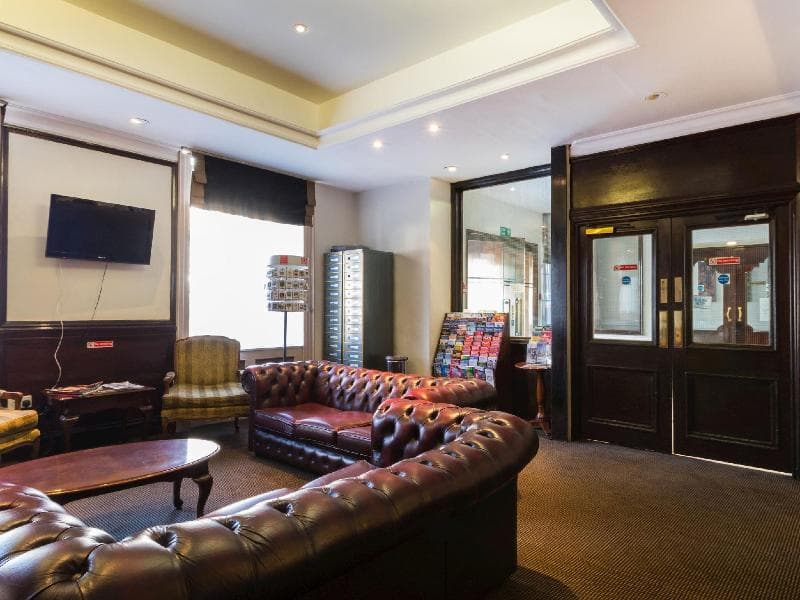 Rose Court Hotel 5