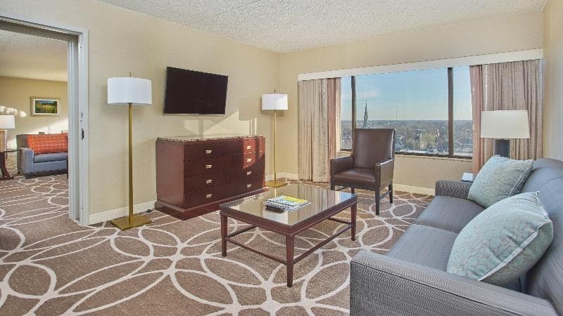Hyatt Regency Lexington 5