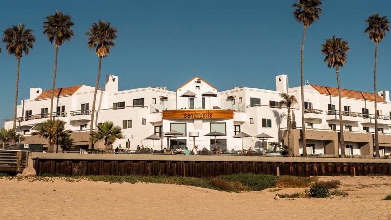 Sandcastle Hotel On The Beach 2