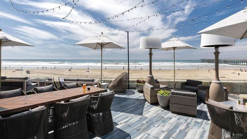 Sandcastle Hotel On The Beach 3