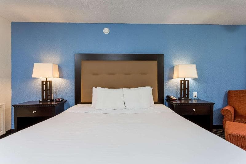 Days Inn By Wyndham Salisbury 3