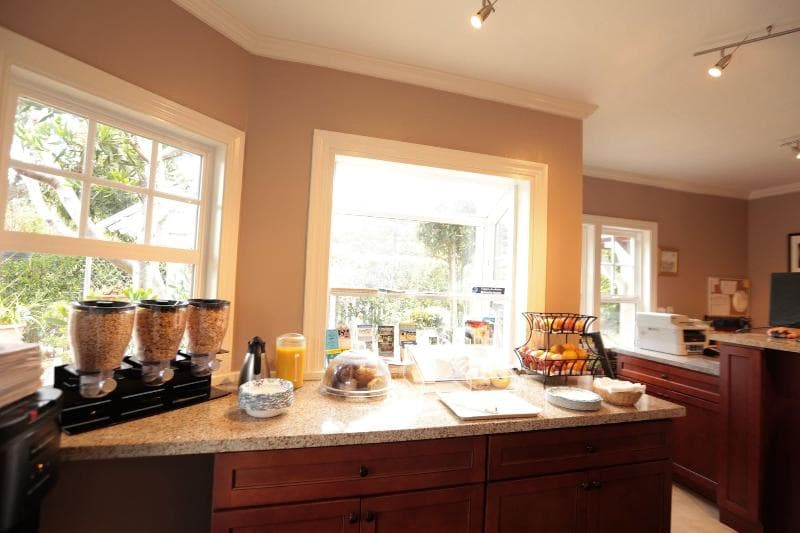 Bide A Wee Inn & Cottages photo 1