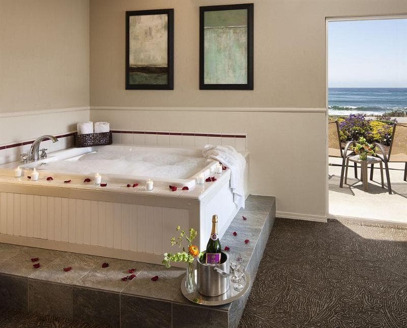 Cambria Landing Inn 3