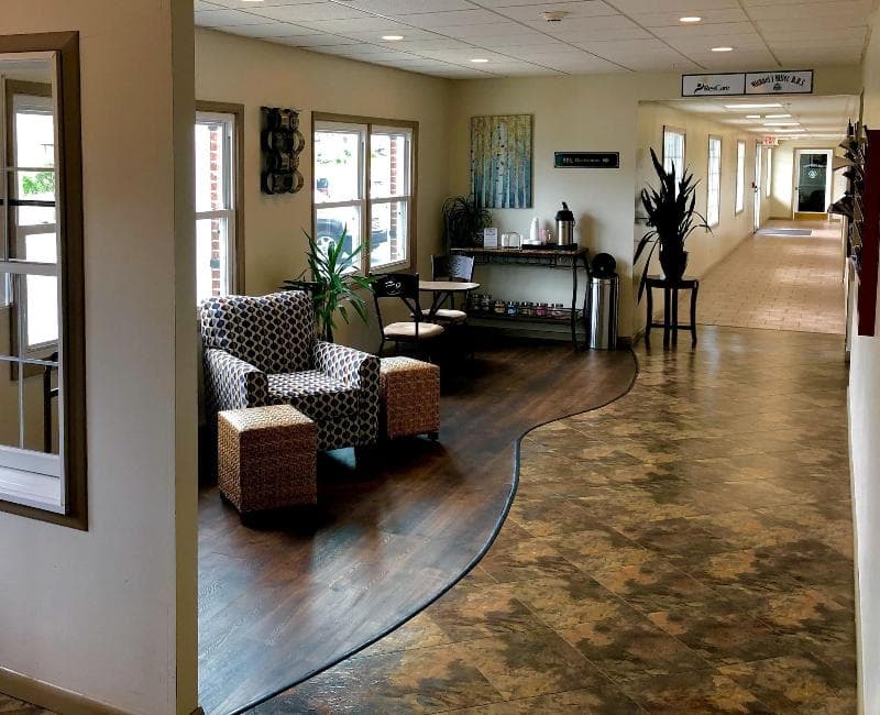 Bicentennial Inn 5