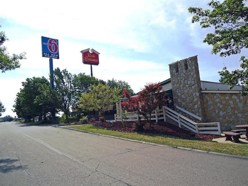 Motel 6 Mansfield 2