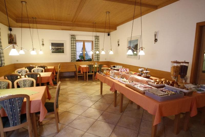 Hotel-Cafe Hanfstingl 2
