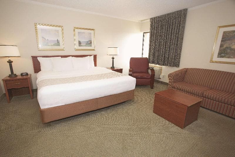 La Quinta Inn by Wyndham Milwaukee Airport / Oak Creek 5
