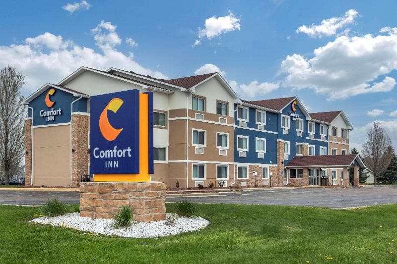 Comfort Inn Mount Pleasant - Racine 4