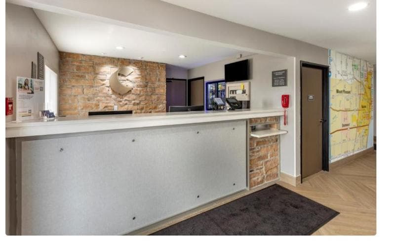 Comfort Inn Mount Pleasant - Racine 5