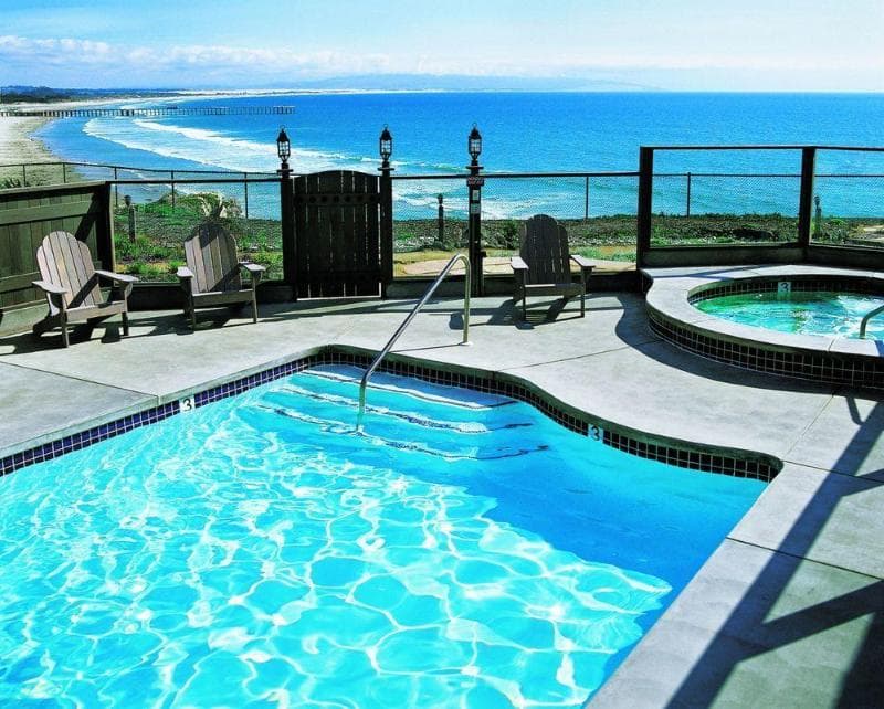 Cottage Inn by the Sea 3